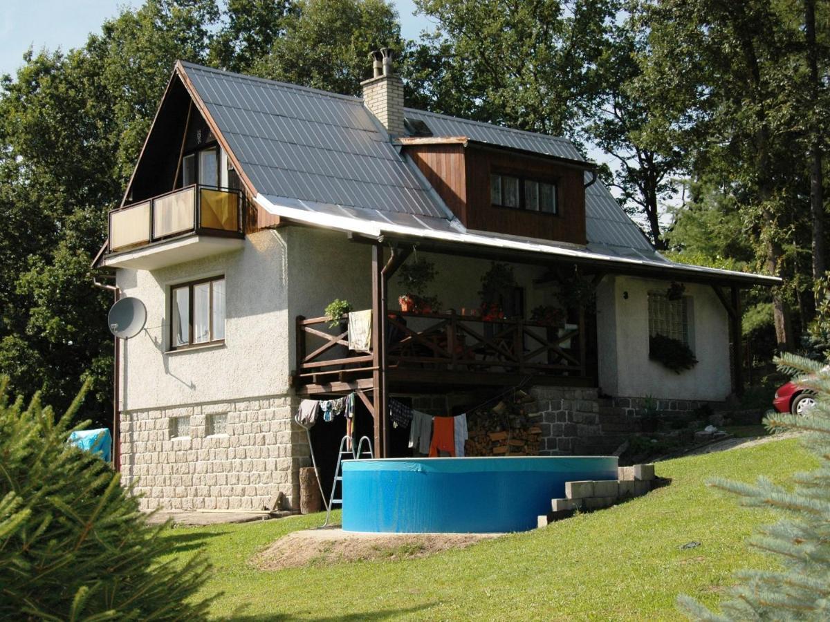 House With The Pool And Fenced Garden Villa Hnanice  Exterior foto